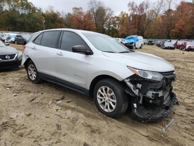 3GNAXHEV3KS640984 - 2019 CHEVROLET EQUINOX LS SILVER photo 4