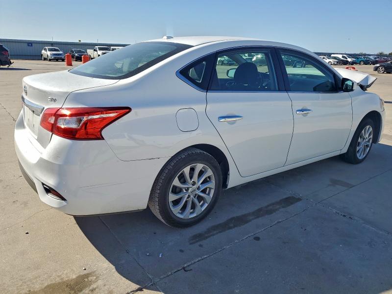 3N1AB7AP2JL662818 - 2018 NISSAN SENTRA S WHITE photo 3