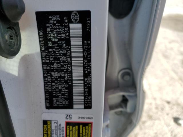 4T1T11AKXPU839572 - 2023 TOYOTA CAMRY SE NIGHT SHADE WHITE photo 13