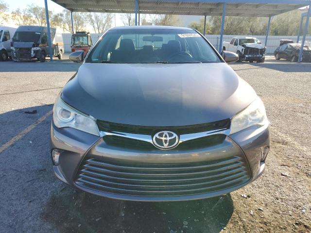 4T4BF1FK7GR542240 - 2016 TOYOTA CAMRY LE GRAY photo 5