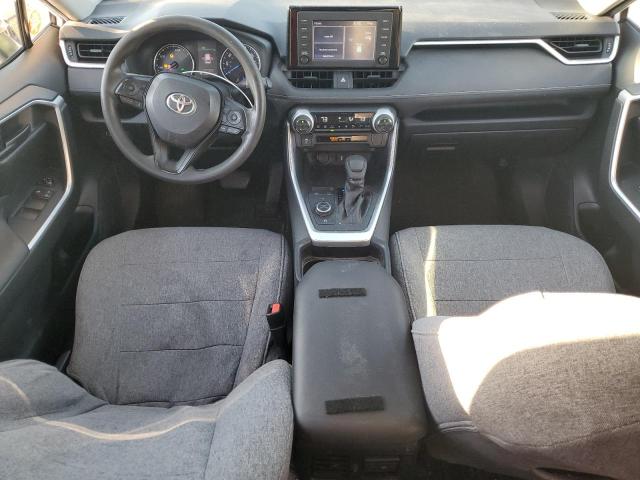JTMMWRFV7KD033919 - 2019 TOYOTA RAV4 LE Weiß Foto 8