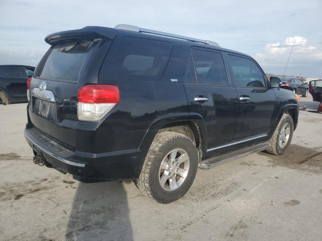 JTEBU5JR7A5001153 - 2010 TOYOTA 4RUNNER SR5 BLACK photo 3