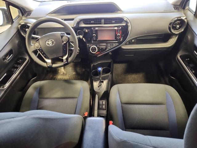 JTDKDTB36J1614648 - 2018 TOYOTA PRIUS C Biały zdjęcie 8