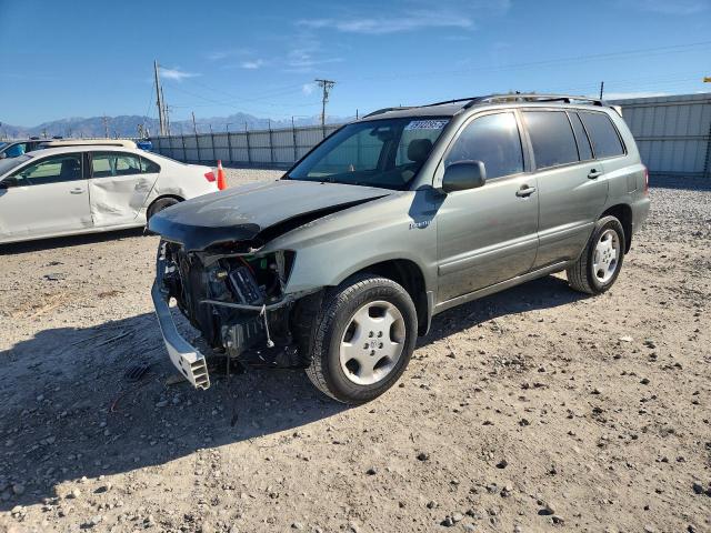 2004 TOYOTA HIGHLANDER, 