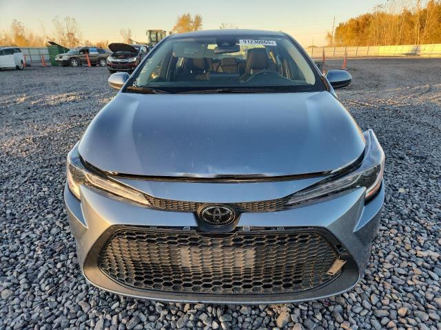 JTDEPMAE2N3013048 - 2022 TOYOTA COROLLA LE 蓝色 照片 5