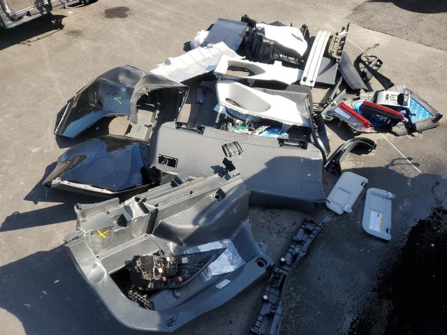 JTMW1RFV2KD010068 - 2019 TOYOTA RAV4 XLE 黑色 照片 13