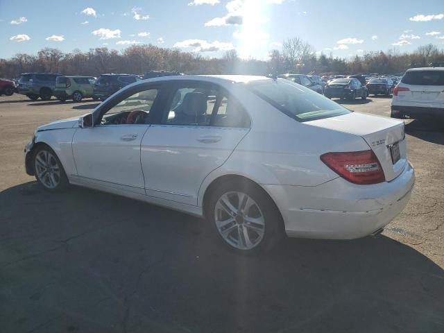 WDDGF8AB6DR267291 - 2013 MERCEDES-BENZ C 300 4MATIC WHITE photo 2