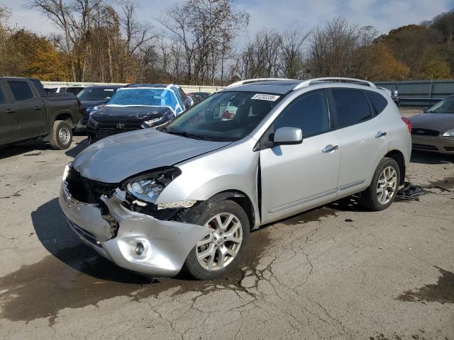2011 NISSAN ROGUE S, 