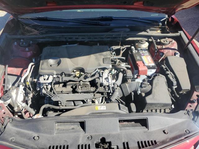 4T1B11HK5JU650689 - 2018 TOYOTA CAMRY L 红色 照片 11