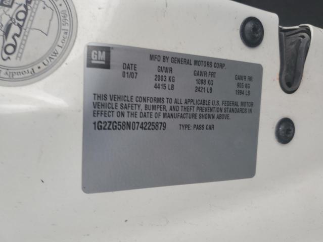 1G2ZG58N074225879 - 2007 PONTIAC G6 BASE WHITE photo 12