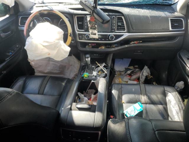 5TDKZRFH3JS547052 - 2018 TOYOTA HIGHLANDER SE Czarny zdjęcie 8