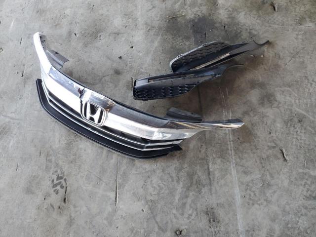 1HGCR3F95HA007575 - 2017 HONDA ACCORD TOURING WHITE photo 12