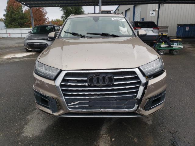 WA1LAAF72KD009261 - 2019 AUDI Q7 PREMIUM PLUS Braun Foto 5