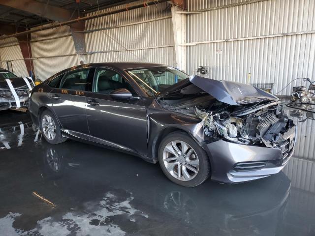 1HGCV1F10JA095936 - 2018 HONDA ACCORD LX ნაცრისფერი ფოტო 4