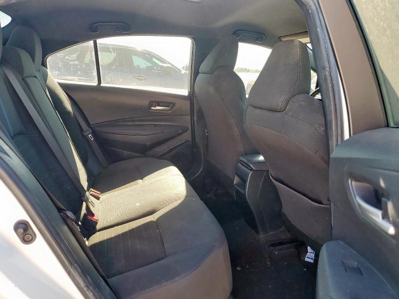 JTDS4RCE8LJ037868 - 2020 TOYOTA COROLLA SE WHITE photo 10
