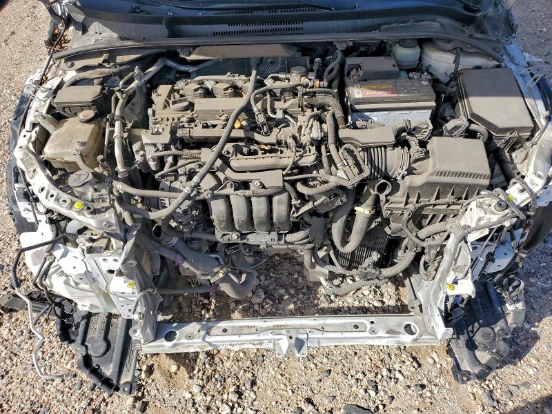 JTDS4RCE8LJ037868 - 2020 TOYOTA COROLLA SE WHITE photo 11