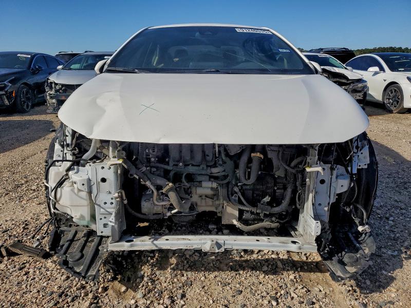 JTDS4RCE8LJ037868 - 2020 TOYOTA COROLLA SE WHITE photo 5