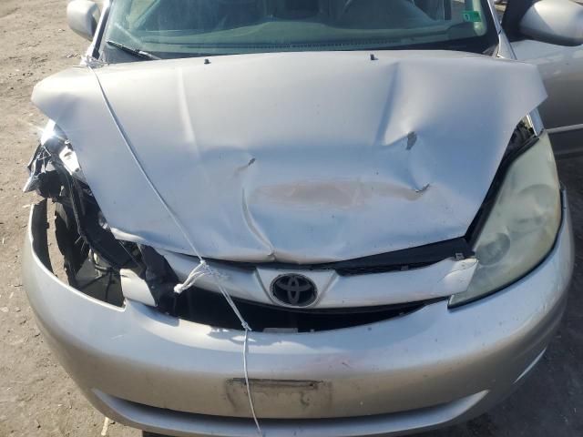 5TDZA22C06S401903 - 2006 TOYOTA SIENNA XLE SILVER photo 12