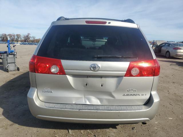 5TDZA22C06S401903 - 2006 TOYOTA SIENNA XLE SILVER photo 6