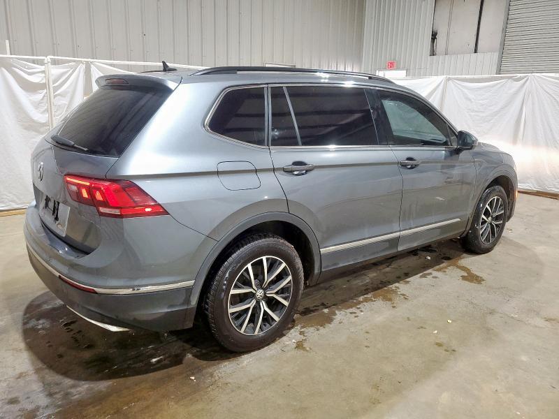 3VV3B7AX6MM096247 - 2021 VOLKSWAGEN TIGUAN SE ნაცრისფერი ფოტო 3
