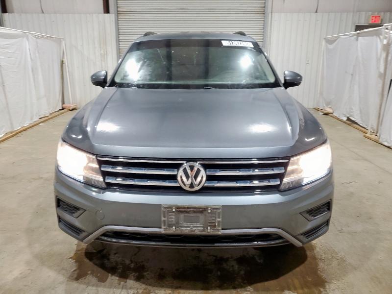 3VV3B7AX6MM096247 - 2021 VOLKSWAGEN TIGUAN SE ნაცრისფერი ფოტო 5