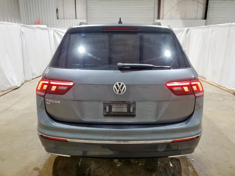 3VV3B7AX6MM096247 - 2021 VOLKSWAGEN TIGUAN SE ნაცრისფერი ფოტო 6