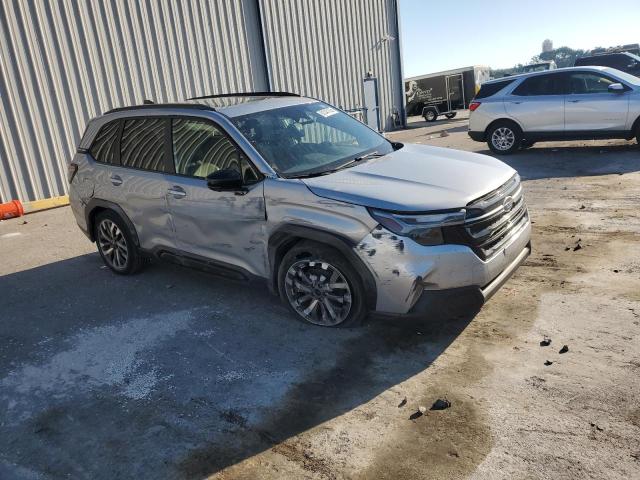 JF2SLDTC9SH430869 - 2025 SUBARU FORESTER TOURING ვერცხლისფერი ფოტო 4