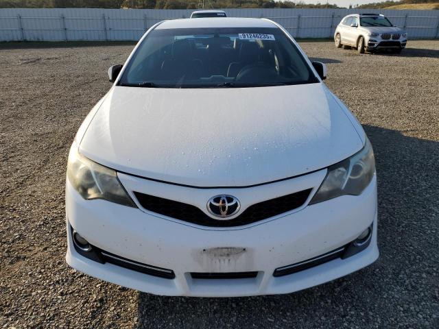 4T1BF1FK7CU527399 - 2012 TOYOTA CAMRY BASE თეთრი ფოტო 5