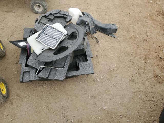 JF2SJADC9FH489171 - 2015 SUBARU FORESTER 2.5I PREMIUM შავი ფოტო 13