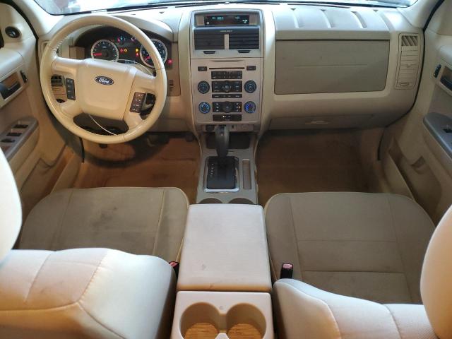 1FMCU0D75BKA56611 - 2011 FORD ESCAPE XLT წითელი ფოტო 8