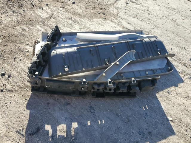 5TDKK3DC5DS323908 - 2013 TOYOTA SIENNA LE 银色 照片 13