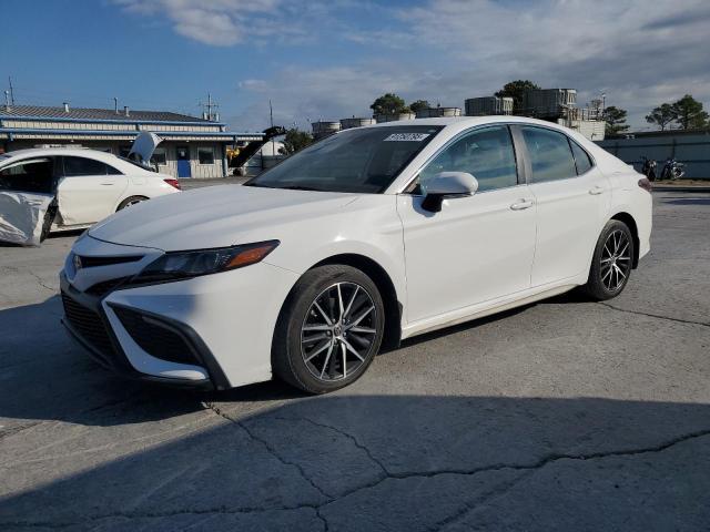 2022 TOYOTA CAMRY SE, 