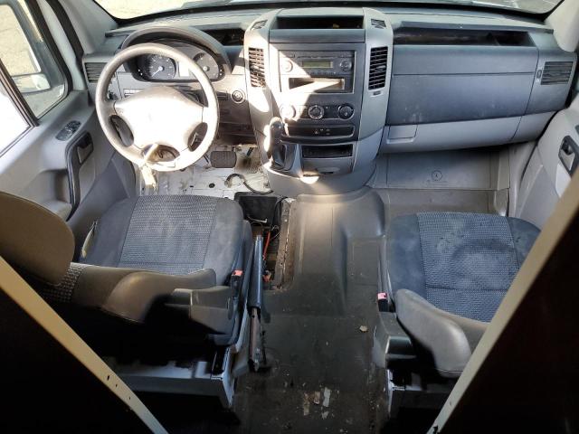 WD3PE7CC9C5650851 - 2012 MERCEDES-BENZ SPRINTER 2500 WHITE photo 8
