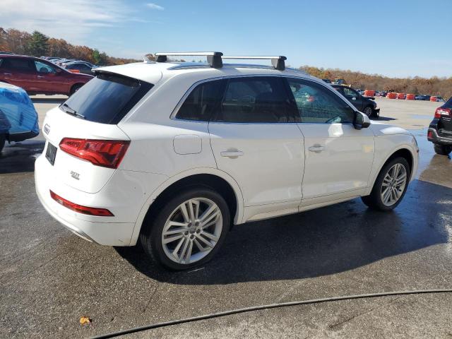 WA1BNAFY4J2172920 - 2018 AUDI Q5 PREMIUM PLUS WHITE photo 3