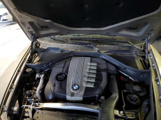 5UXZW0C50CL663843 - 2012 BMW X5 XDRIVE35D TAN photo 12