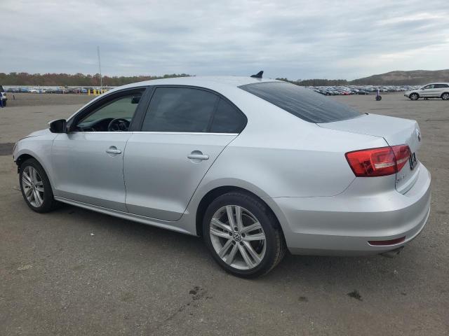 3VWLA7AJ0FM242610 - 2015 VOLKSWAGEN JETTA TDI SILVER photo 2