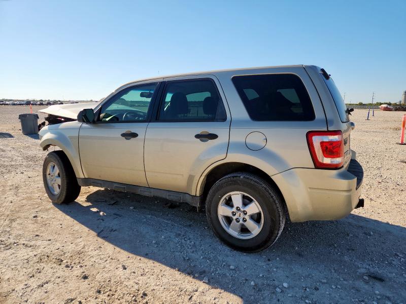 1FMCU0C79BKA21667 - 2011 FORD ESCAPE XLS BEIGE photo 2