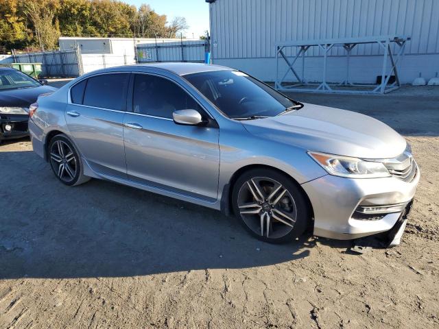 1HGCR2F5XHA238088 - 2017 HONDA ACCORD SPORT 银色 照片 4