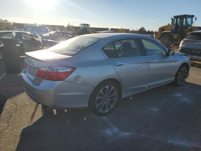 1HGCR2F51FA073108 - 2015 HONDA ACCORD SPORT Argent photo 3