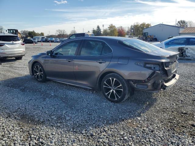 4T1B11HK0JU109176 - 2018 TOYOTA CAMRY L GRAY photo 2