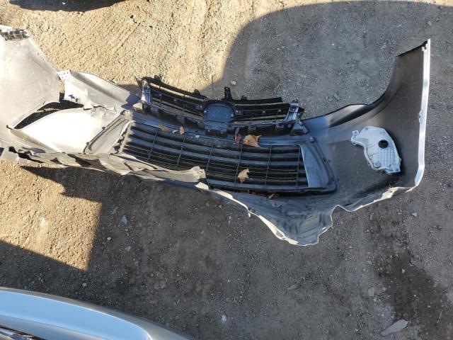 4T4BF1FK5FR509574 - 2015 TOYOTA CAMRY LE SILVER photo 12