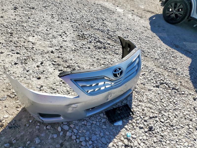 4T1BF3EK6AU065346 - 2010 TOYOTA CAMRY BASE ვერცხლისფერი ფოტო 12