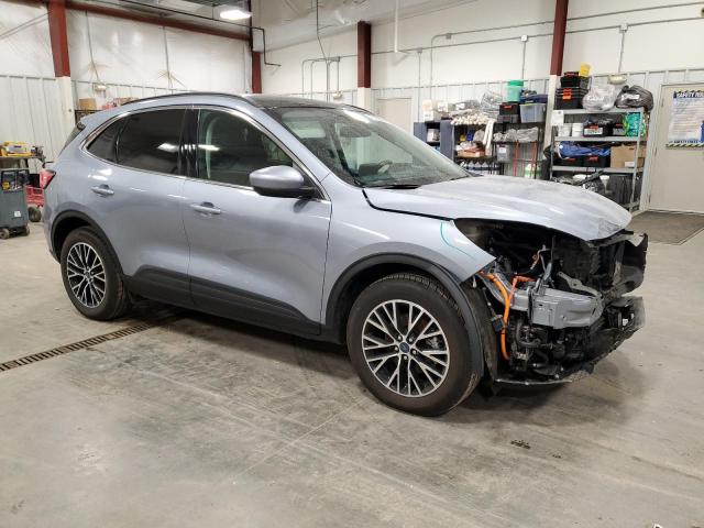 1FMCU0LZ4NUA43649 - 2022 FORD ESCAPE TITANIUM SILVER photo 4