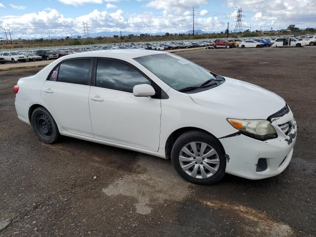 5YFBU4EE2DP220177 - 2013 TOYOTA COROLLA BASE Biały zdjęcie 4