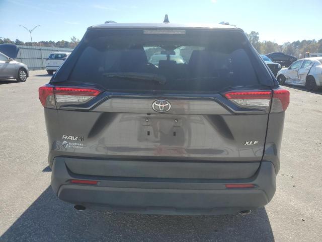 2T3W1RFV9KW011222 - 2019 TOYOTA RAV4 XLE 灰色 照片 6