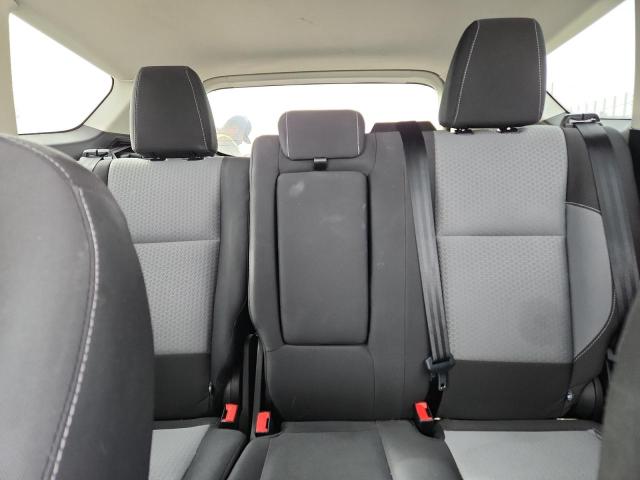 1FMCU9GD2JUC87619 - 2018 FORD ESCAPE SE WHITE photo 10