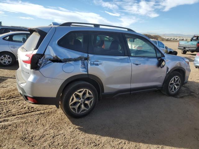 JF2SKAFC5MH537935 - 2021 SUBARU FORESTER PREMIUM 银色 照片 3