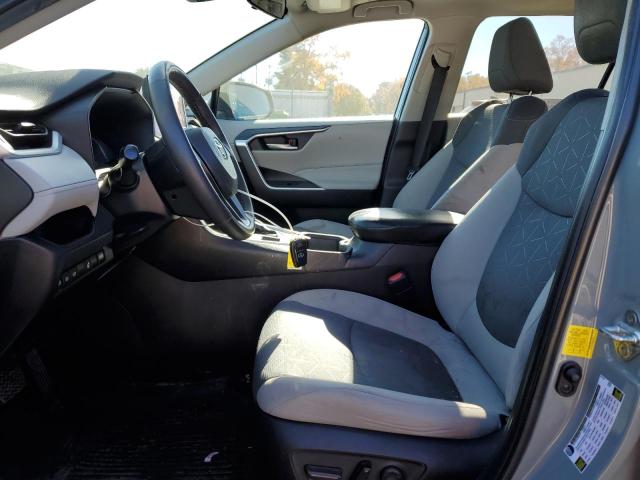 2T3P1RFVXPW338756 - 2023 TOYOTA RAV4 XLE رمادي صورة 7