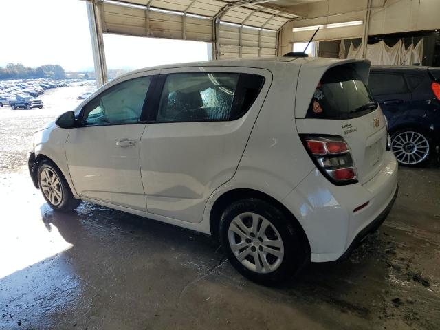 1G1JG6SH8H4159030 - 2017 CHEVROLET SONIC თეთრი ფოტო 2