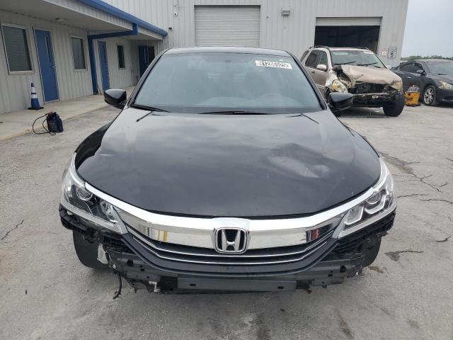 1HGCR2F5XHA109459 - 2017 HONDA ACCORD SPORT 黑色 照片 5